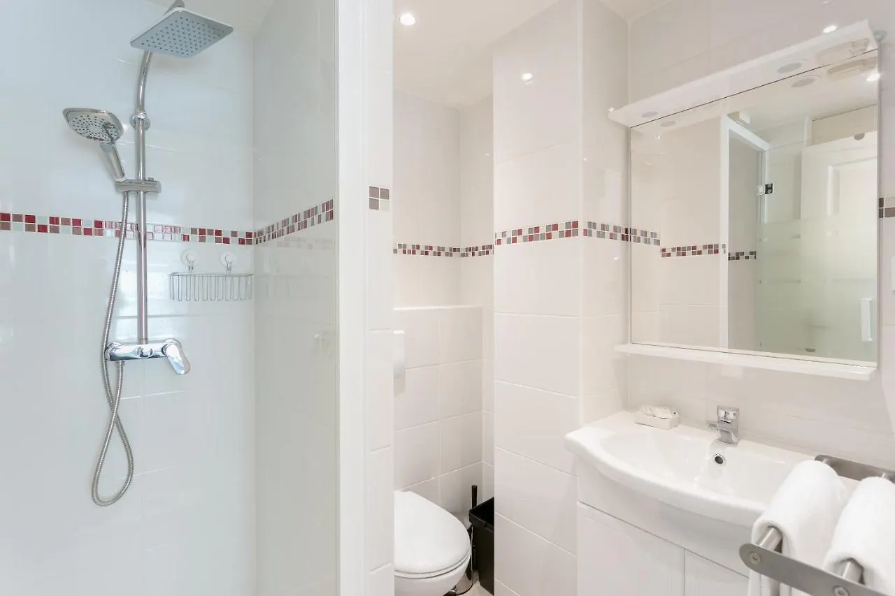 Apartment Sourdiere Louvre Vendome With Ac Paris